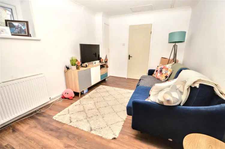First Floor Apartment Great First Home Ample Parking