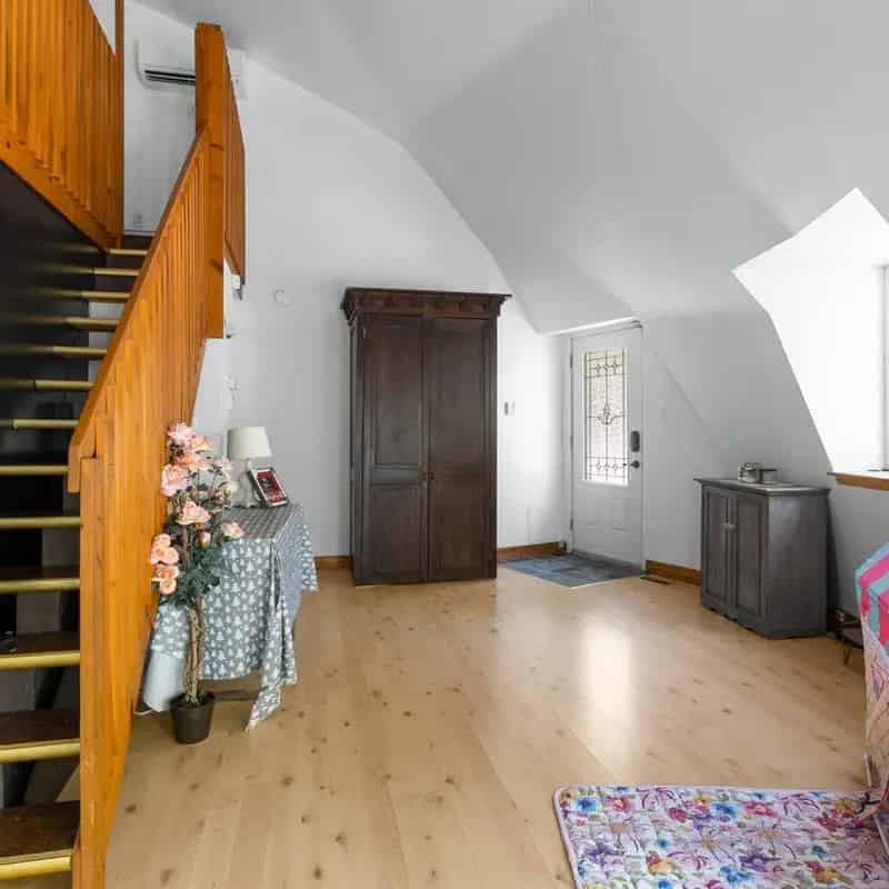 Mont-Orford Park Nature Escape House for Sale