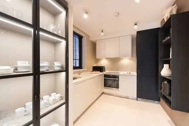 Chelsea Maisonette 4 Beds Newly Modernised