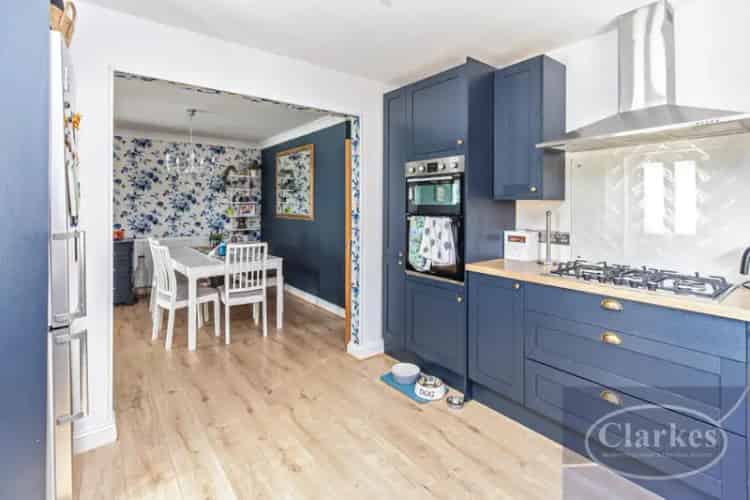 4 Bedroom Semi-Detached House For Sale