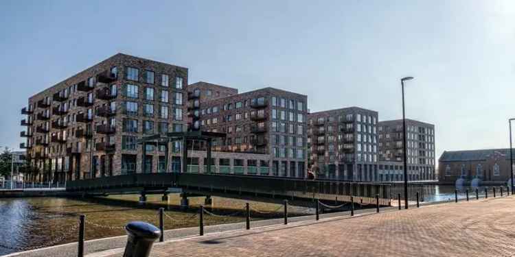 Royal Albert Wharf Commercial Units Retail Office Leisure Spaces