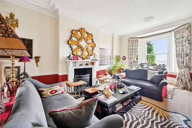 5 Bedroom River View Home Chiswick Mall London