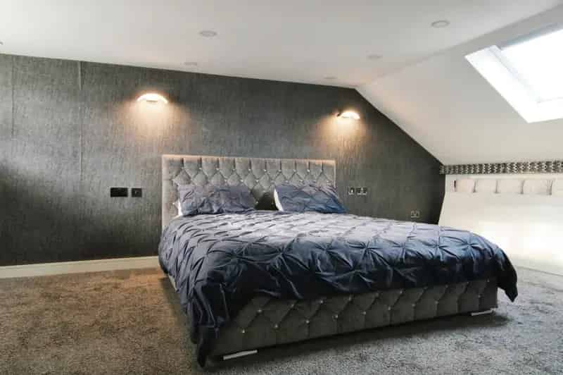4 Bedroom Semi Detached House Coeden Dal