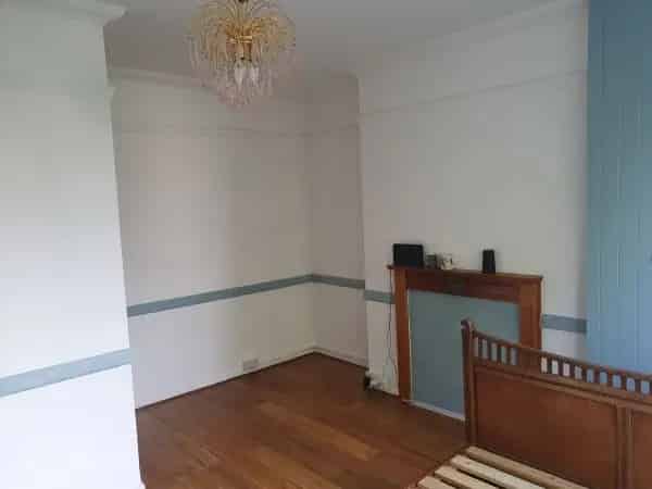 Spacious 3-Bed Flat William Blake Estate Family Home Near Lambeth North Station