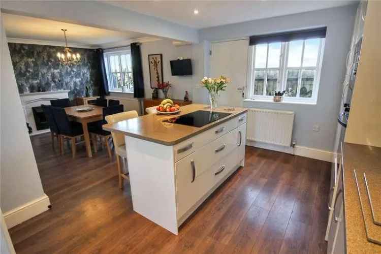 5 Bed Detached House for Sale Royal Wootton Bassett