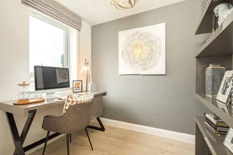 3 Bed House for Sale - Upgraded Kitchen Integrated Appliances