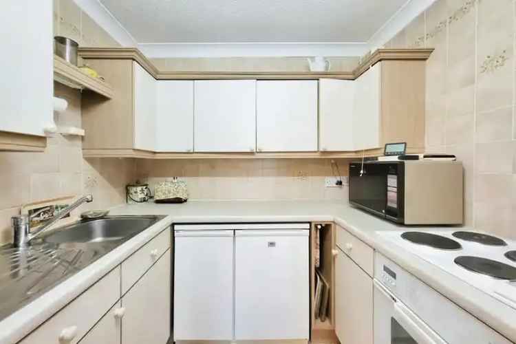 1 Bedroom Flat for Sale Altrincham Regent Court Development