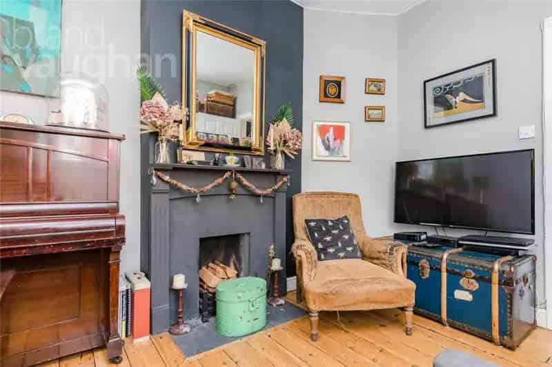 3 Bedroom Edwardian House Near Fiveways Village