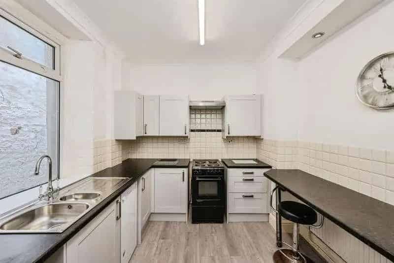 3 Bed Mid Terrace House For Sale - Ideal For Investors Or First Time Buyers