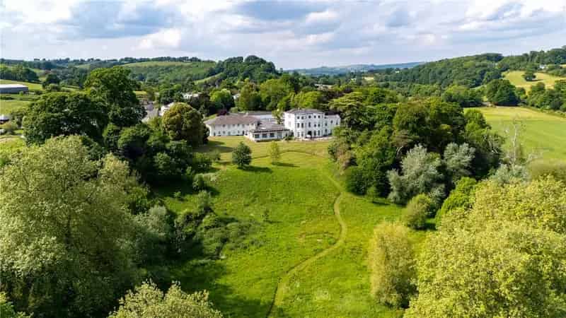 2 Bedroom Apartment for Sale near Exeter City Centre