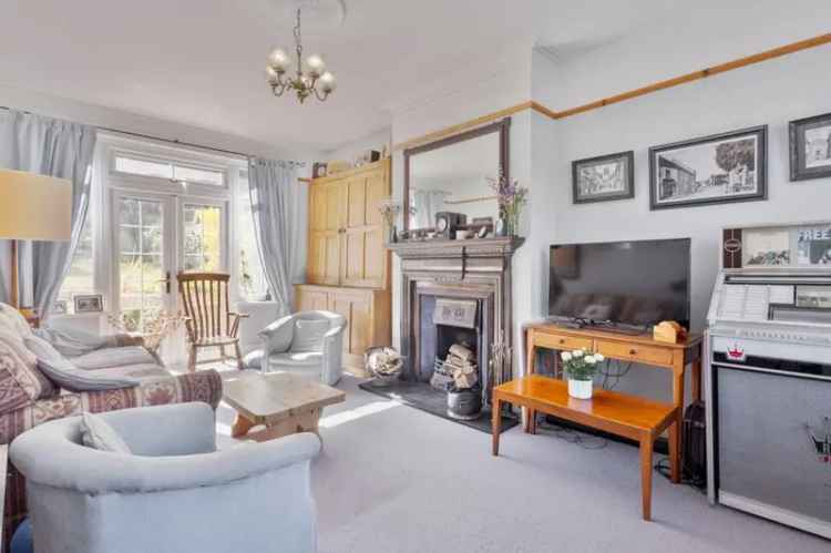5 Bedroom Semi Detached House Sandgate Kent