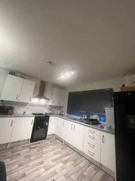 2 Bed Flat Eastman Village New Build High Security Free Parking