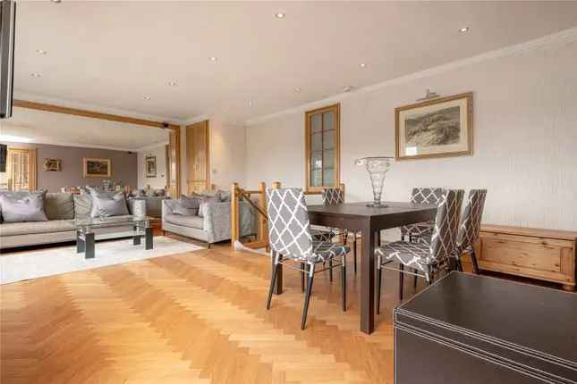 Flat for sale in Southwick Street, London W2