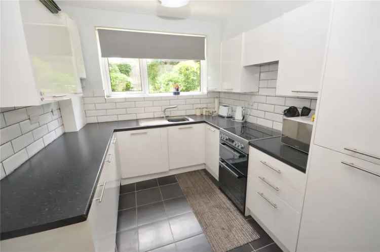 Apartment For Sale in Leeds, England