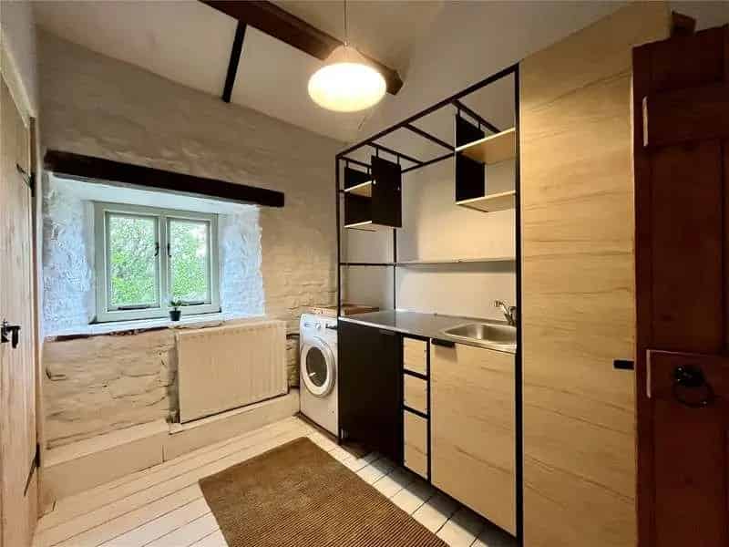 4 Bed House For Sale With Garden And Byre