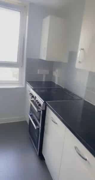 2-Bedroom Flat Near Croydon Town Centre