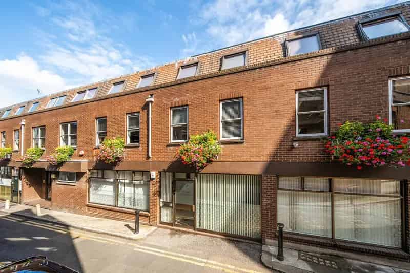 Finchley Road Station Office Mews: Self Contained Modern Office Space