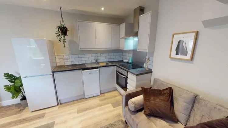 3 bedroom flat to rent