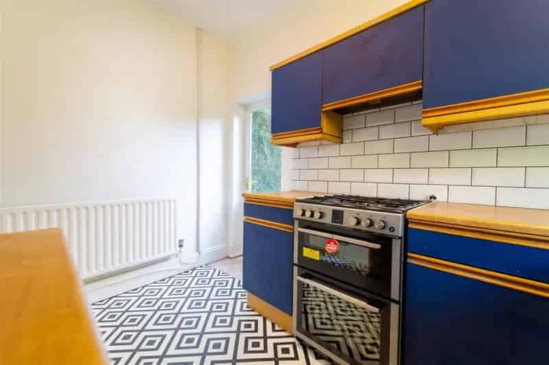 3 Storey Townhouse Edgbaston 4 Bedrooms Available 01 02 2025