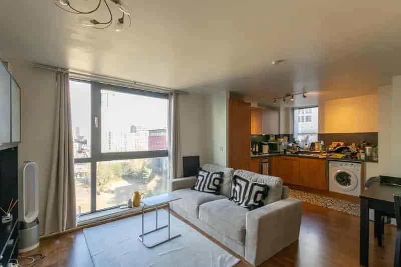 2 Bedroom Apartment to Rent in Birmingham Jewellery Quarter