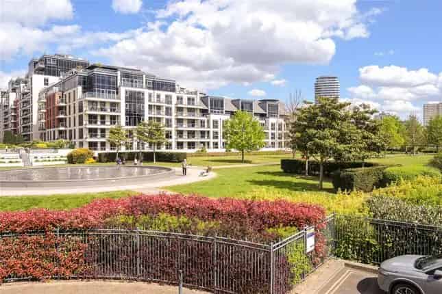 Flat for Sale Imperial Crescent London SW6 3 Beds 3 Baths Parking