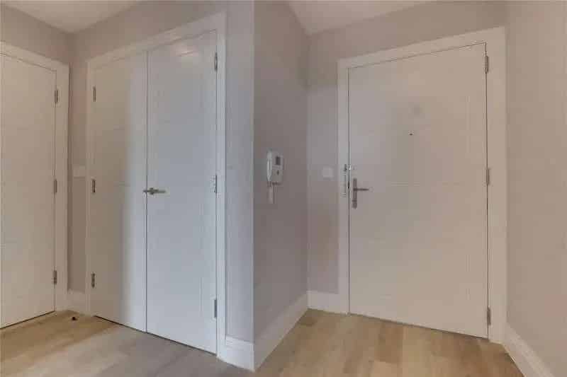 1 Bed Flat for Sale Near Amenities