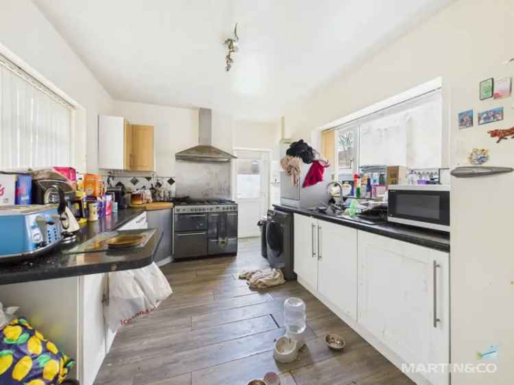 4 Bedroom Mid Terrace House For Sale