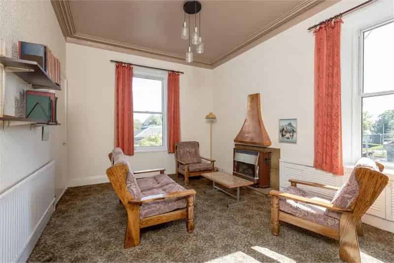 3 Bed Flat Upper Portobello Private Garden Car Port