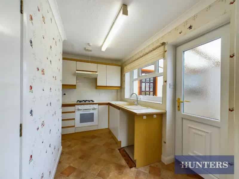 2 Bedroom Bungalow For Sale 662 SQ FT