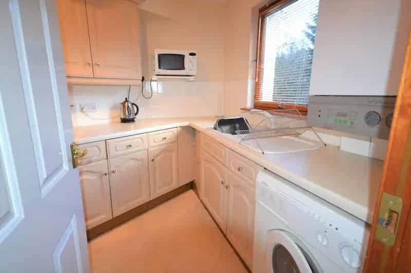 Flat For Rent , Lanark Road, City of Edinburgh, Scotland