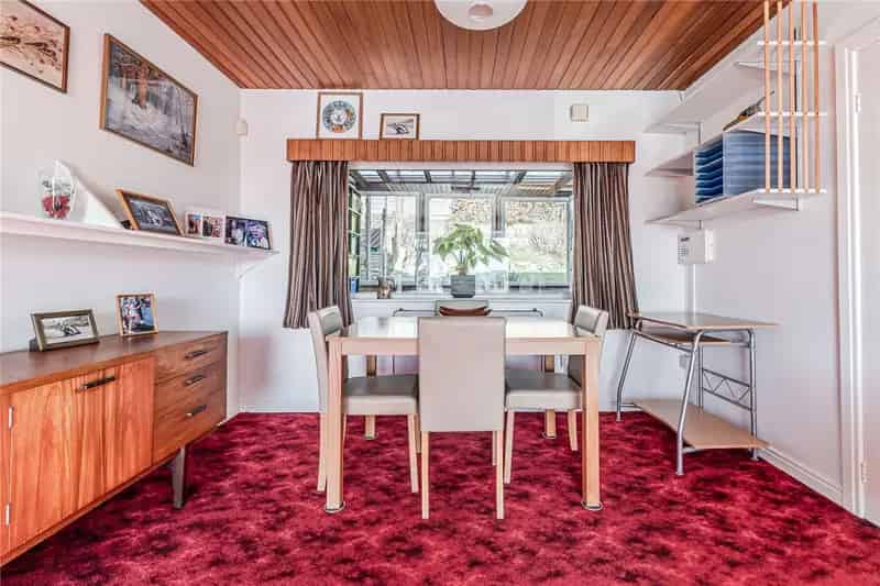 Three Bedroom Semi Detached House Rawdon