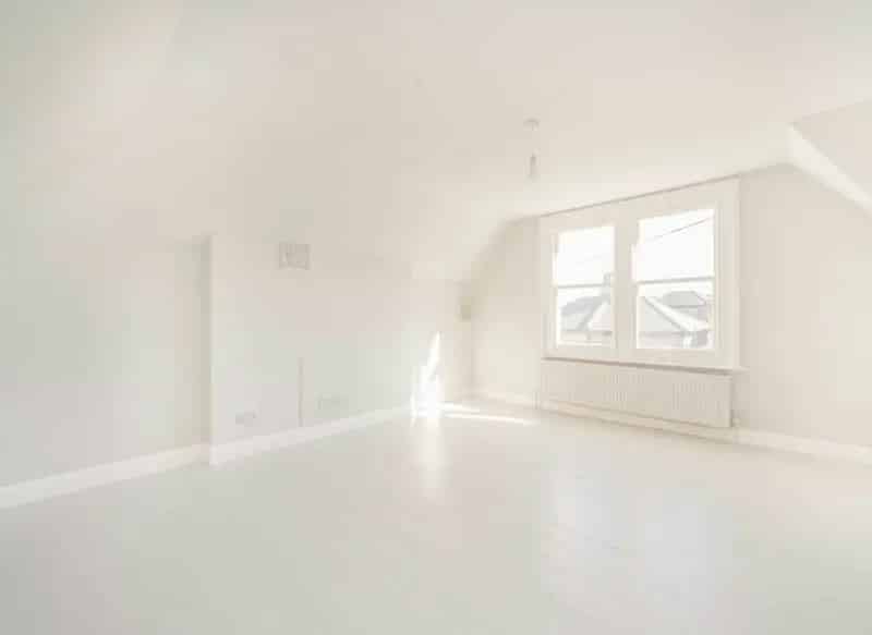 One Bedroom Flat Balham Recently Refurbished Top Floor Apartment