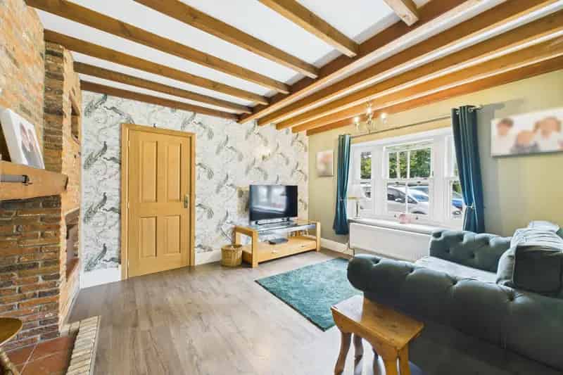 6 Bed Detached House for Sale Stanton