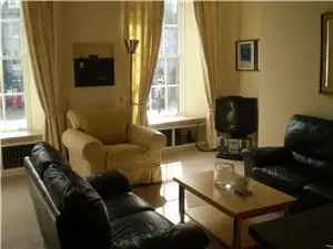 3 Double Bedroom Flat to Rent in Aberdeen City Centre