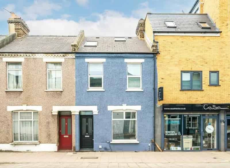 Four Bedroom Victorian Terrace House Near South Park Gardens