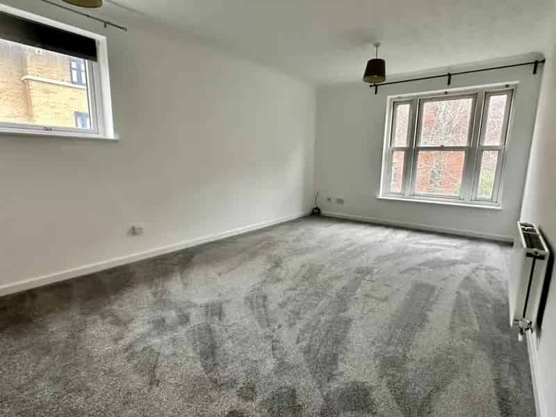 2 Bedroom Flat To Rent Available 14072025