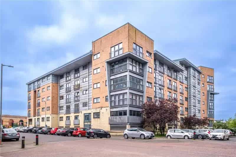 1 Bedroom Apartment for Sale Stunning City Views
