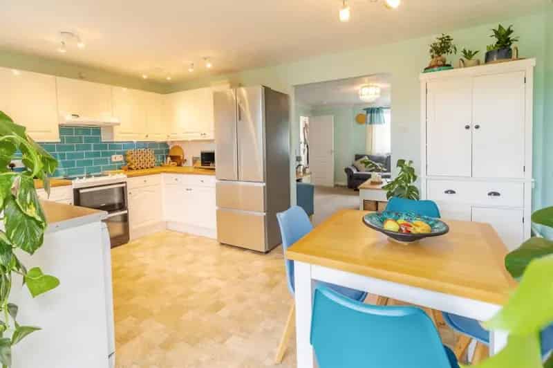 Three Bedroom Semi-Detached Home in Stewartby
