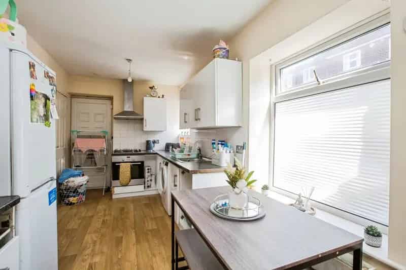 3 Bedroom End Terrace House for Sale Greetland West Yorkshire