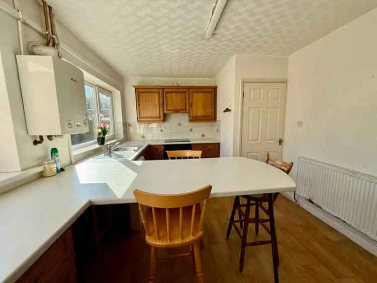 4 Bedroom House For Sale With Solar Panels and Double Garage