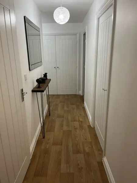 Flat For Rent in Tonbridge and Malling, England