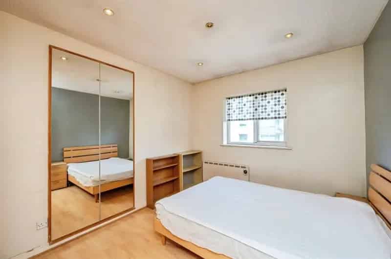 City Centre Apartment with Allocated Parking