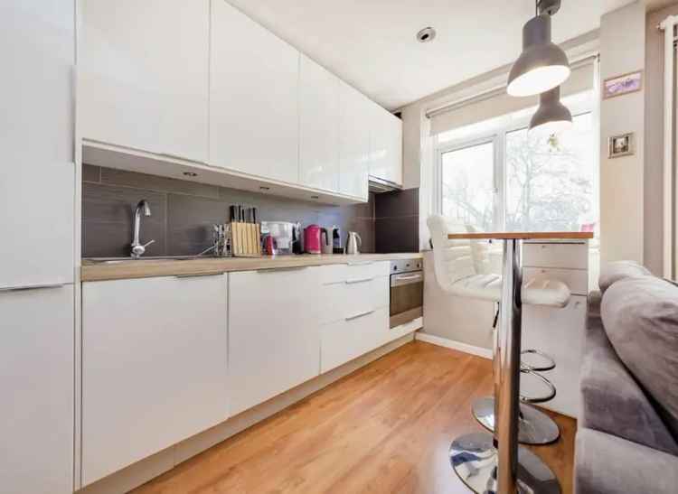 One Double Bedroom Flat Maida Vale St Johns Wood Balcony