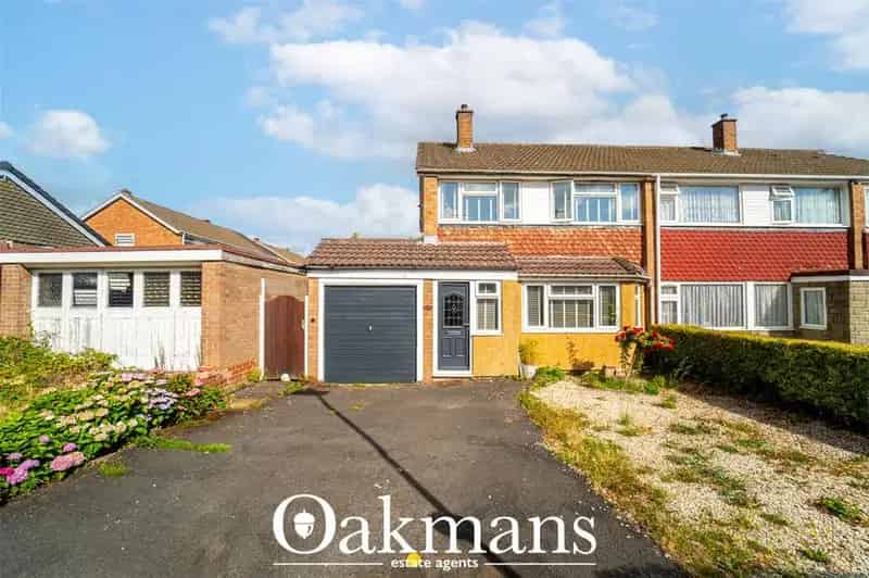 3 Bedroom Semi-Detached House for Sale
