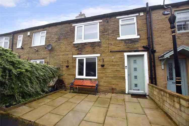 3 Double Bedroom Period House with Modern Kitchen and Off-Street Parking