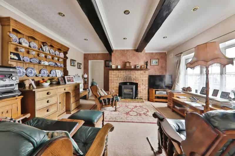 4 Bedroom Bungalow with Annex Near Beverley