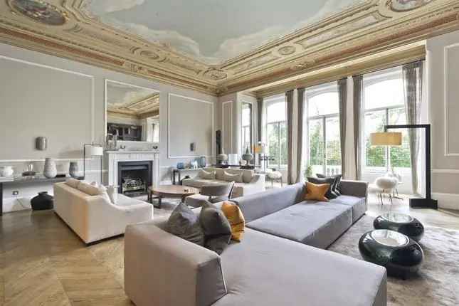 5 Bedroom Maisonette for Rent in Kensington W8