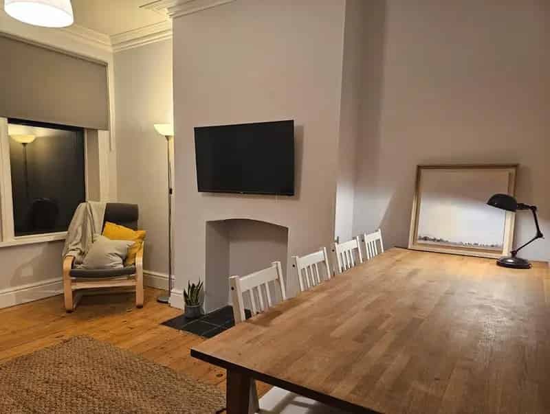 4 Bedroom Terraced House to Rent