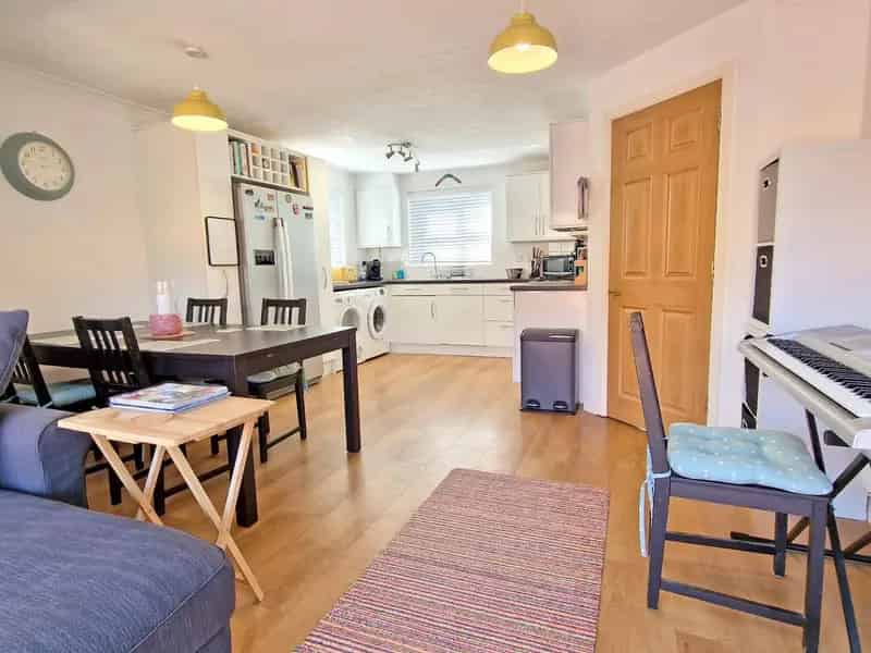 4 Bedroom House For Sale Near Bicester Village