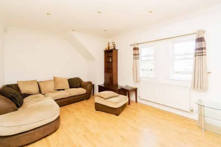 2 Bedroom Flat for Sale in Aigburth Liverpool L17